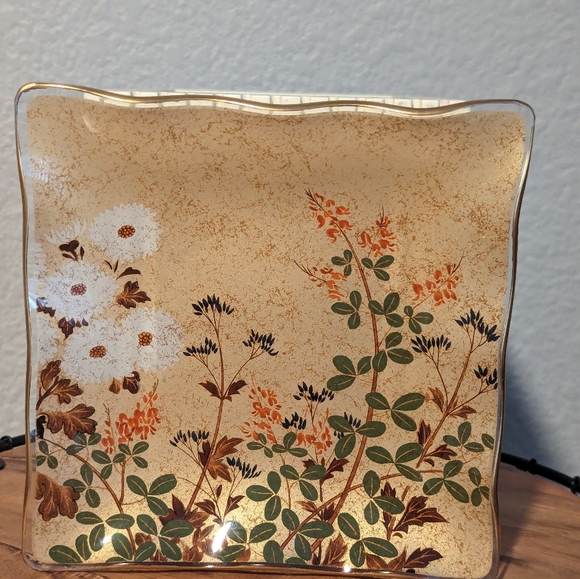 Kawamura Glass Display Plates - Picture 7 of 7